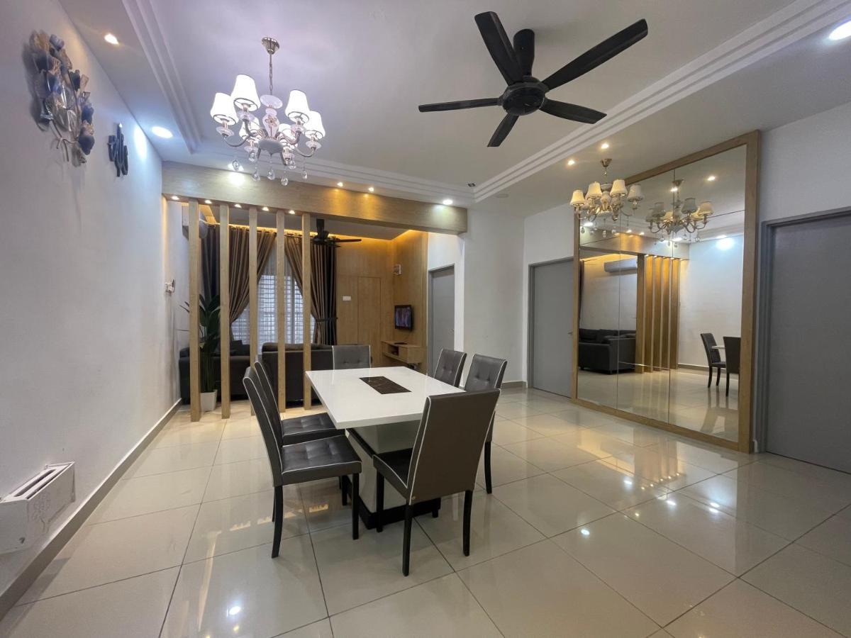 Sofiamuslim Homestay Putrajaya- Near Alamanda Mall & Federal Government Administrative Centre Kompleks Abcdef Eksteriør bilde
